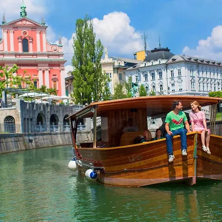 Appartement Modern Central With Free Parking Ljubljana